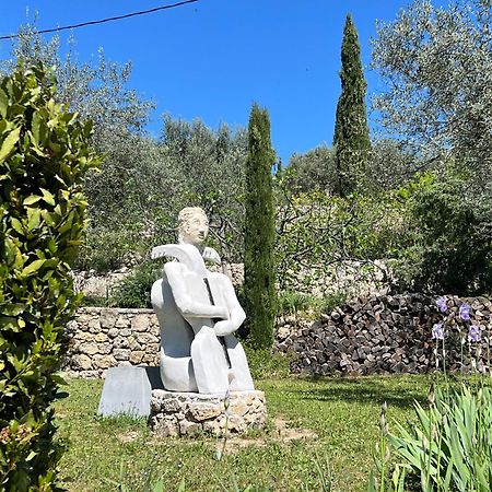 Le Nid Des Arts Tourrettes Exterior foto